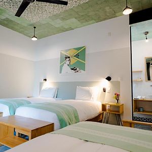 King Room Extra Bed